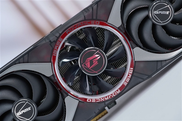 再续引力之环!七彩虹iGame RTX 5060 Adavanced OC显卡图赏