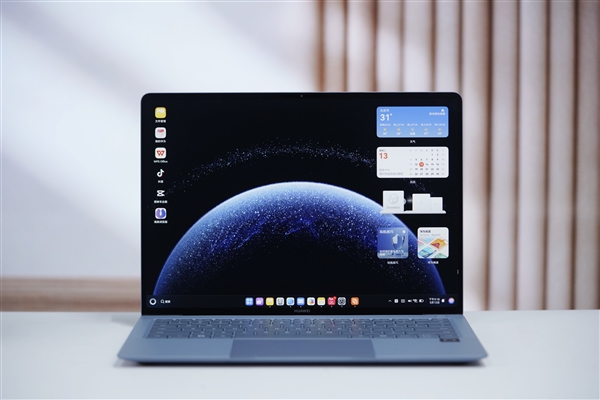 970克极致轻巧!华为MateBook Pro首款鸿蒙PC图赏