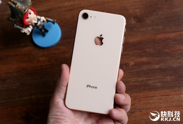 苹果首款双摄手机落幕!iPhone 7 Plus、iPhone 8被列入过时产品