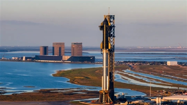 破除两次失败魔咒!SpaceX星舰第九次试飞成功发射升空