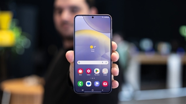 三星苹果全面同步!Galaxy S26+被砍:超薄Edge取而代之