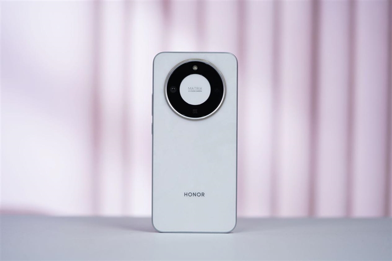 8300毫安电池、IP69K防水！荣耀X70全面评测：新一代耐用神机实至名归