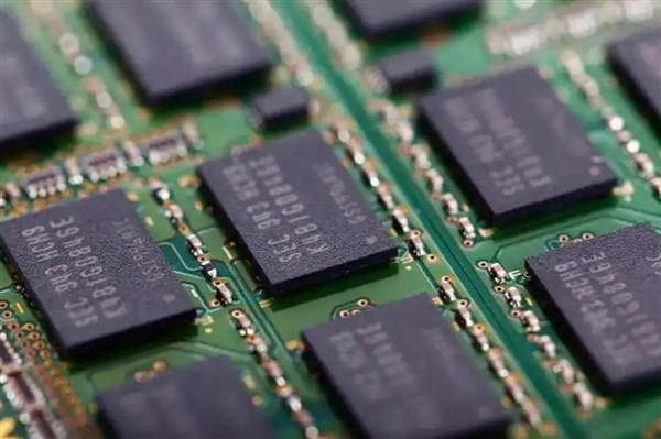 价格倒挂超过DDR5!DDR4涨价风暴要持续多久