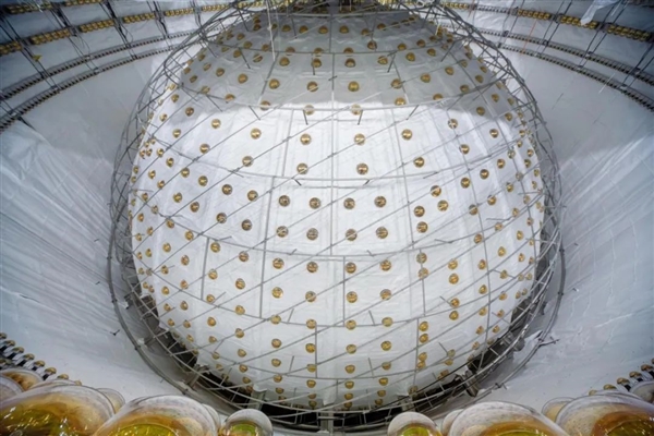 地下700米的世界第一!江门中微子实验大科学装置正式运行