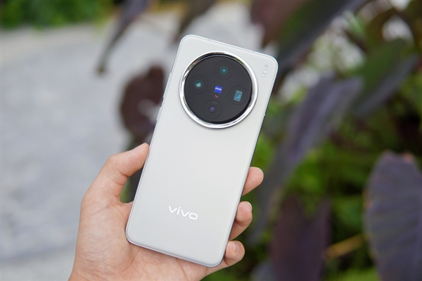 全球首发天玑9500!vivo X300系列来了:年度最强小屏旗舰