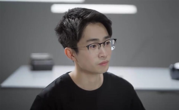 罗永浩:何同学网约车事件跟经营状况没有必然联系