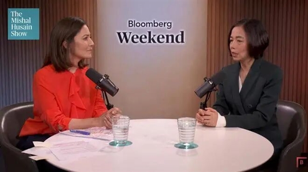 李飞飞：不要让AI把你变愚蠢！必须守住“人”的主导权