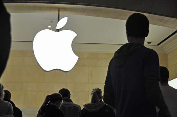 苹果老将跳槽特斯拉:Optimus项目让人感到震撼