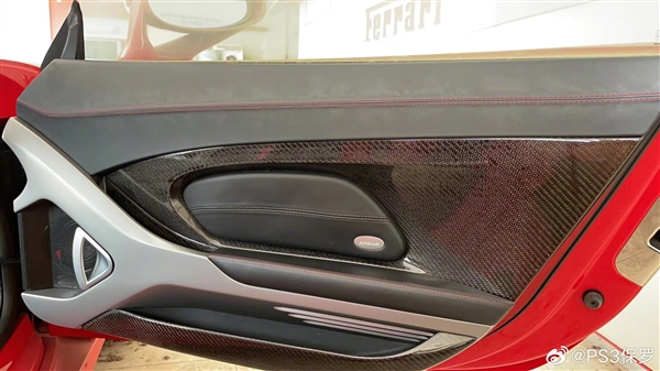 688万起 困在广州展厅里的保时捷卡雷拉GT要拍卖了：无法上牌