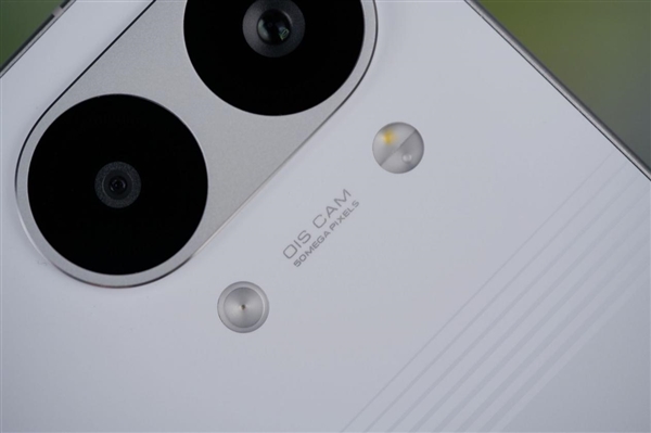 9000mAh小米史上最大电池!REDMI Turbo 5 Max图赏