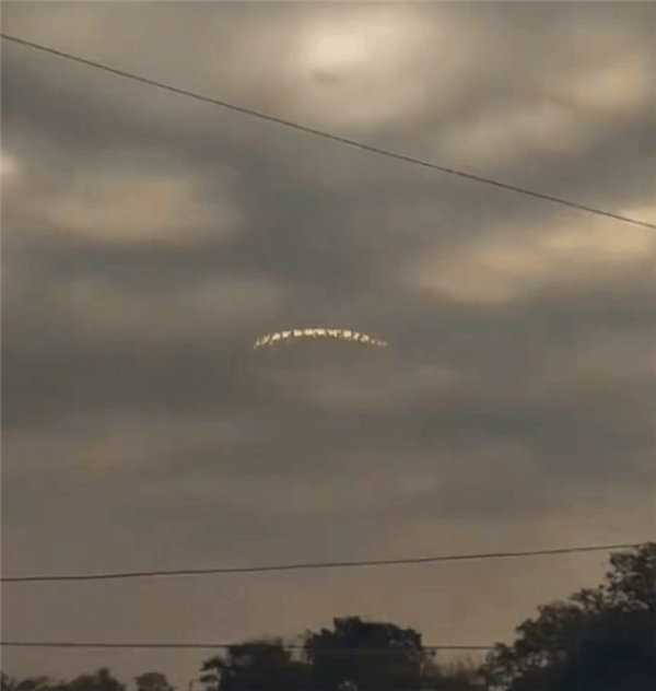 真有外星人吗！白宫今日启动UFO文件披露：每周发一批解密档案