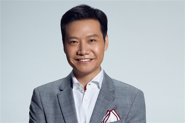 雷军:AI虽聪明但都是模仿和重复 替代不了人的工作