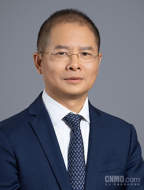 后摩尔时期的突围：华为Atlas 950超节点重构国产AI算力体系
