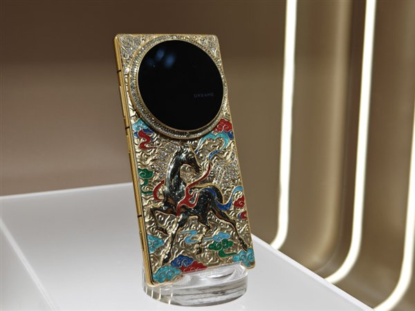 机圈再添新玩家!追觅砸百亿造手机 魅族万志强送祝福