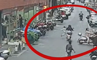 7岁男童突然冲出马路与电车相撞 交警认定:孩子全责