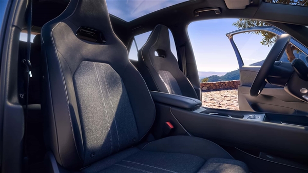 大众ID.3焕新升级:实体按键回来了、续航猛涨超600公里