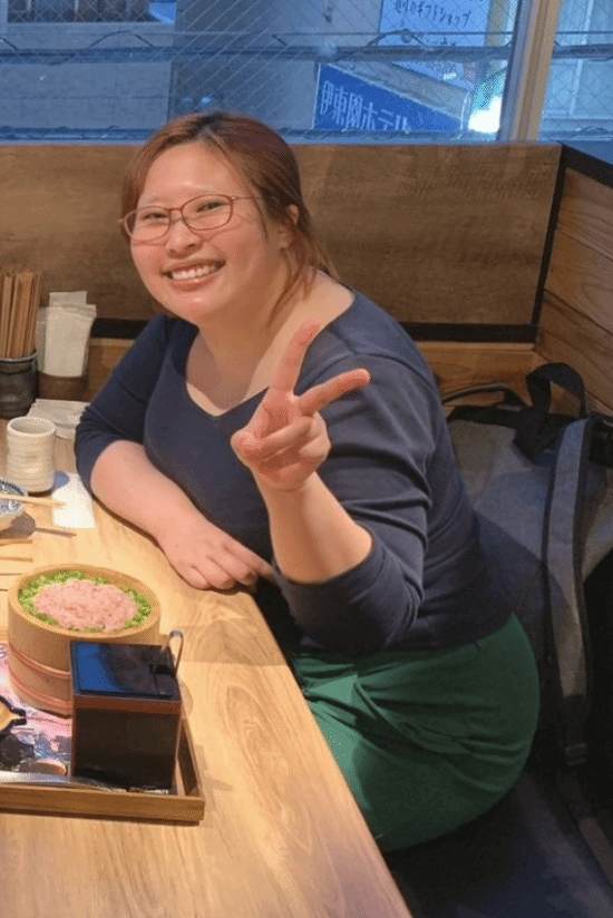 日本人妻COSER爆减60斤！完美还原高叉泳衣春丽