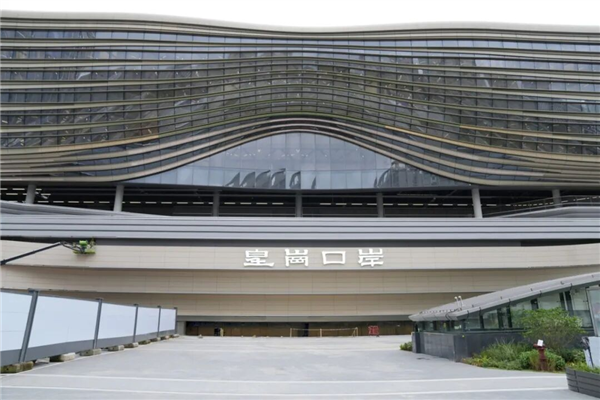 海光CPU杀入全球最大陆路口岸！日通关20万人次：通关硬件100%国产化