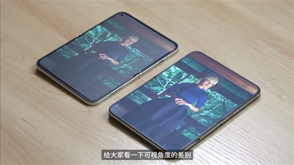 博主测iPhone Duo时给小米18 Fold额外贴磨砂膜对比：网友怒批被拉黑